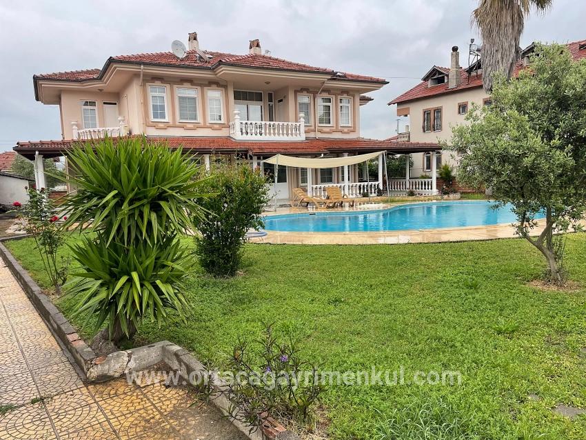Ortaca Dalyan Mah. Satılık 4+1 Villa - 1.000 m²