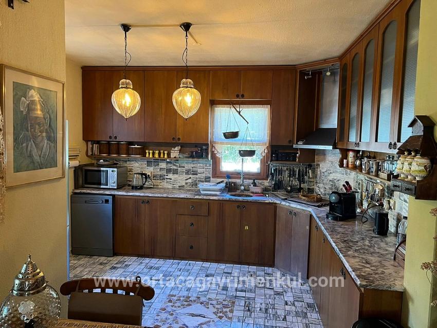 Ortaca Dalyan Mah. Satılık 5+1 Villa - 580 m²