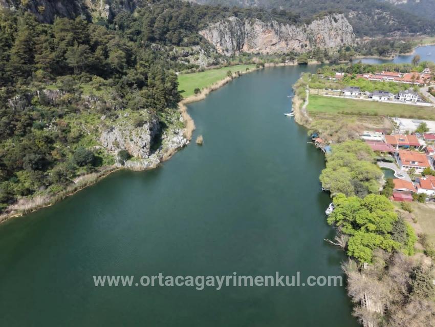 Ortaca Dalyan Mah. Satılık Arsa - Turizm İmar Durumlu - 2.600 m²