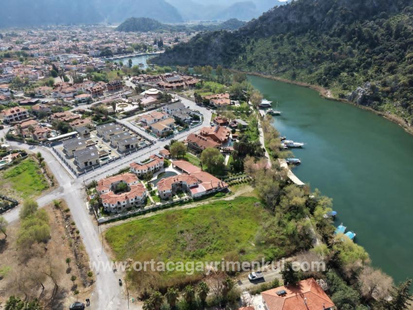 Ortaca Dalyan Mah. Satılık Arsa - Turizm İmar Durumlu - 2.600 m²