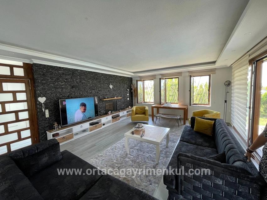Ortaca Dalyan Mah. Satılık 4+1 Villa - 7.000 m²