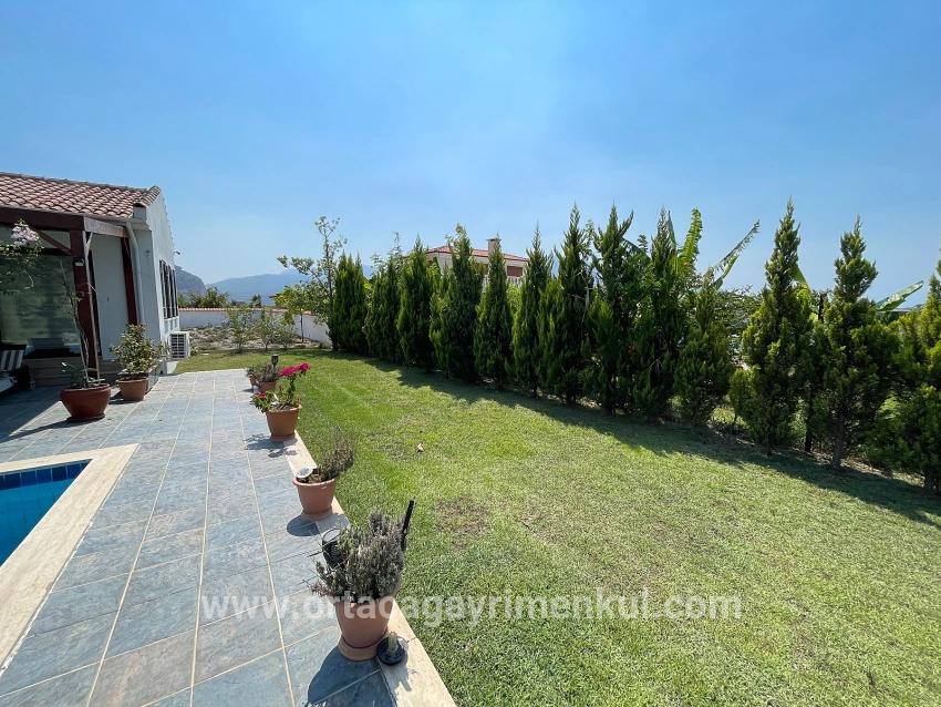 Ortaca Dalyan Mah. Satılık 4+1 Villa - 7.000 m²