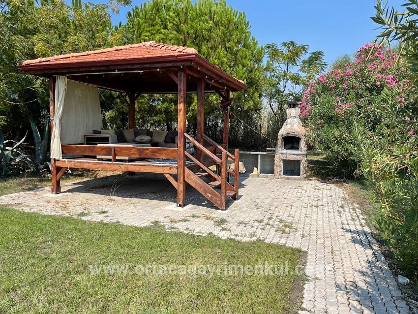 Ortaca Dalyan Mah. Satılık 4+1 Villa - 7.000 m²